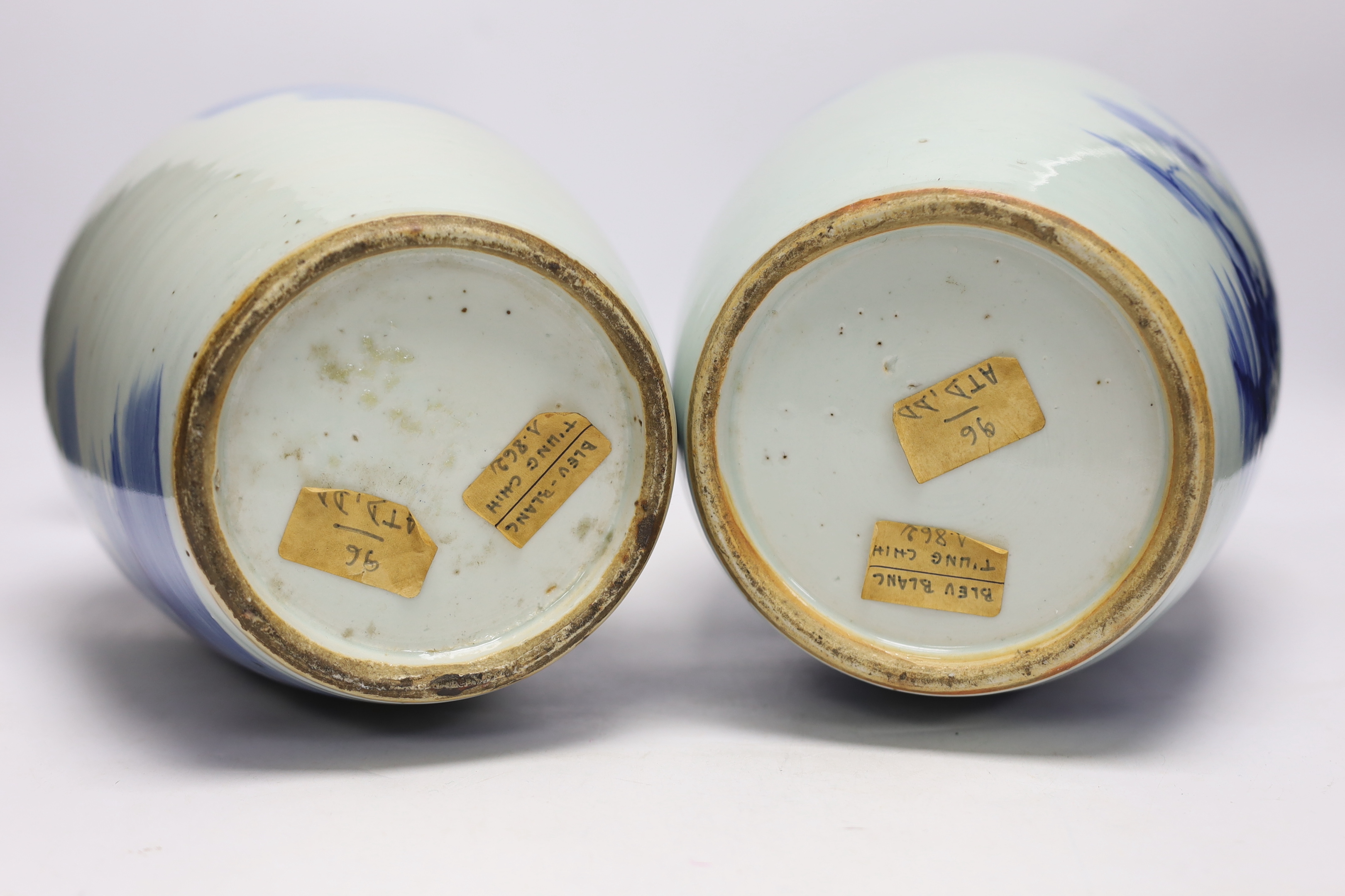 Two 19th century Chinese blue and white vases, 34cm high